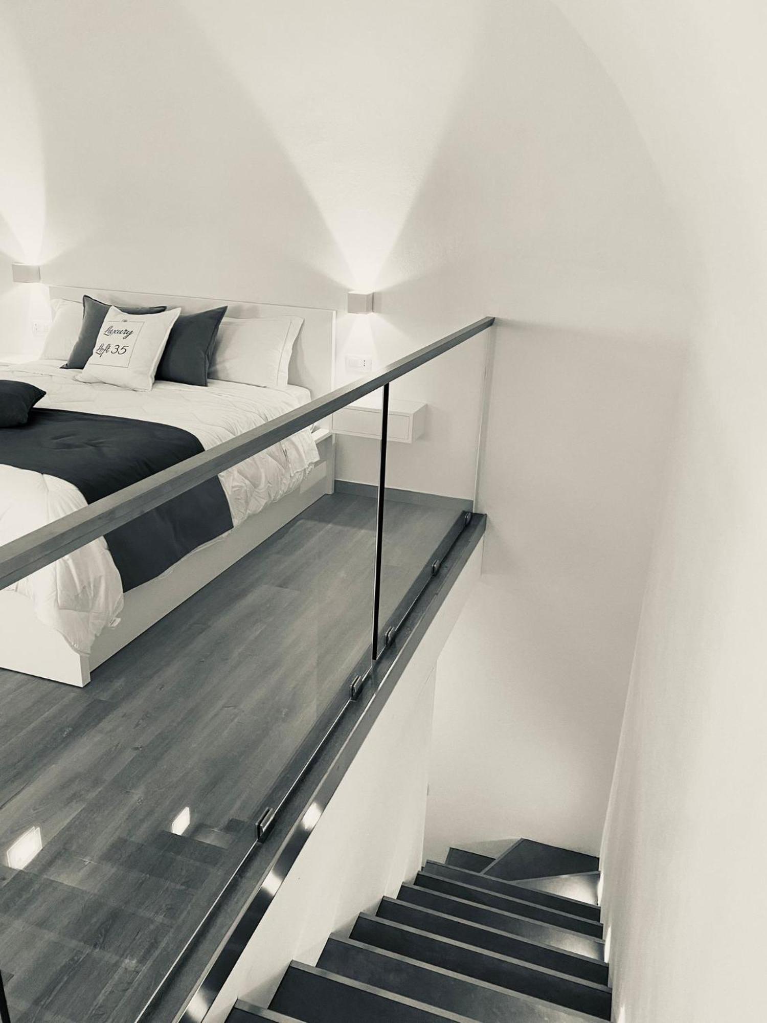 Luxury Loft 35 Ξενοδοχείο Κάλιαρι Εξωτερικό φωτογραφία
